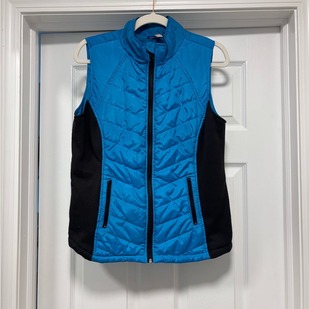 Exertek Women's Quilted Vest in Blue and Black
